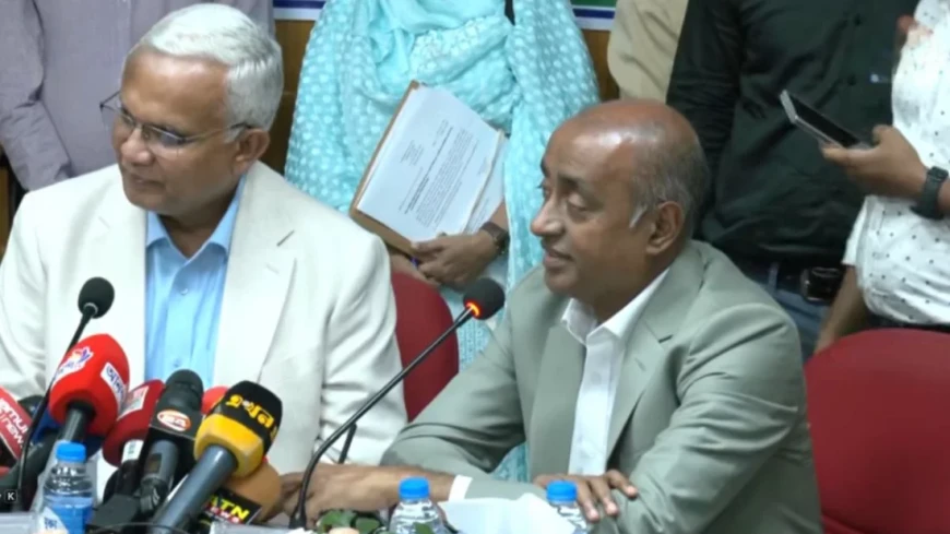 ব্রিটিশ নাগরিকত্ব ত্যাগ করেছেন পররাষ্ট্র প্রতিমন্ত্রী হুমায়ুন কবির....আইনমন্ত্রী